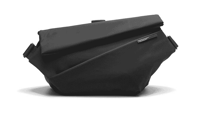 čierna taška cez plece Bag 3D perspectíva Radiant R1 NIID
